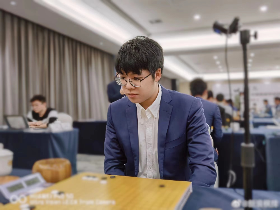 岁的阵容年