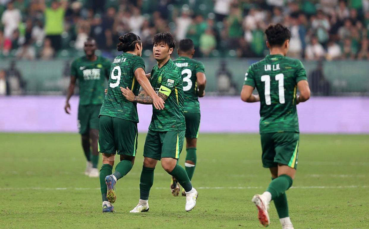 冠比赛中的, 争冠行列